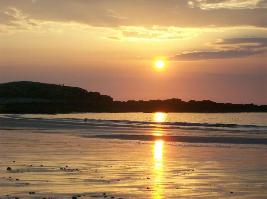Like Walking Into A Fantastic Novel At Inishowen House Rashenny Bagian luar foto